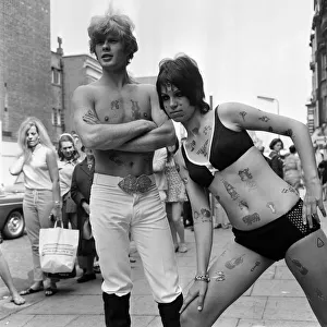 01228 Gallery: Models wearing tattoo transfers. 1967