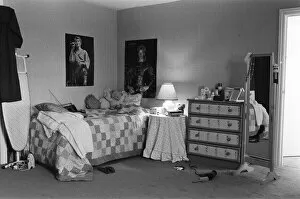 David Bowie Gallery: A modern young girls bedroom. 28th June 1984