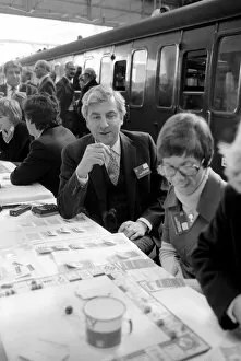 Images Dated 22nd September 1975: 'Monopoly'being played at Fenchurch street station