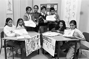 Images Dated 4th December 1991: Mount Pleasant Junior School Lockwood produce their own newspapers including Junior