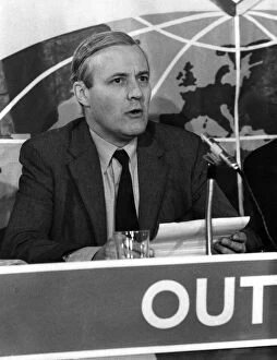 Images Dated 1st May 1975: Mr. Anthony Wedgwood Benn, M. P. at the Press Conference on the E. E. C. May 1975 P003790