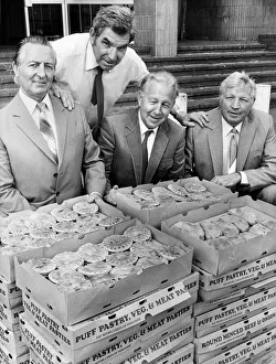 Mr Emilyn Jenkins (at the rear) the Miners Agent for Aberdare Mr Emilyn Jenkins (at the rear) the Miners Agent for Aberdare