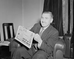 Mr Robert Hope seen here at home reading the Daily Mirror Mr Robert Hope seen here at home reading the Daily Mirror