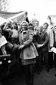Images Dated 22nd November 1973: Mrs Margo MacDonald, of the Scottish National Party, MP for Glasgow Govan arrived in
