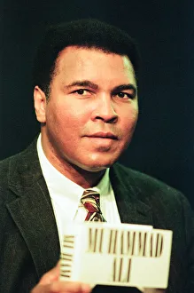 Portrait Posed Gallery: Muhammad Ali at Dillions book store in Birmingham to sign copies of the Thomas Hauser