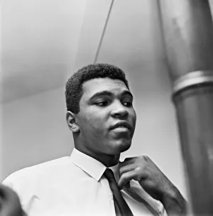 Muhammad Ali Gallery: Muhammad Ali In the UK ahead of his fight with Englands Brian London