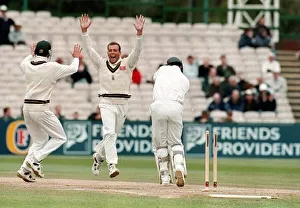 Nasser Hussain is clean bowled July 1998 by South Africa' Nasser Hussain is clean bowled July 1998 by South Africa'