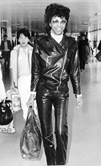 Images Dated 16th May 1983: Natalie Cole singer daughter of Nat King Cole arriving at Heathrow Airport from Los