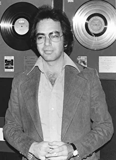 Neil Diamond American singer songwriter 1977 Neil Diamond American singer songwriter 1977