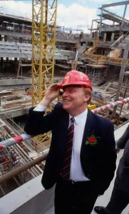 Neil Kinnock at Glasgow building site June 1989 Neil Kinnock at Glasgow building site June 1989