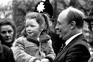 Images Dated 9th January 1987: Neil Kinnock during a visit to Tyneisde 9 January 1987 - Neil pictured 4 year old