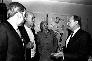 Images Dated 9th January 1987: Neil Kinnock during a visit to Tyneisde 9 January 1987 - Neil visits