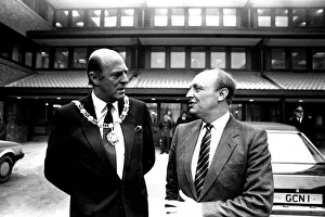 Images Dated 9th January 1987: Neil Kinnock during a visit to Tyneisde where he offically opened Gateshead Council'