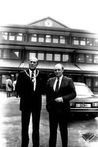 Images Dated 9th January 1987: Neil Kinnock during a visit to Tyneisde where he offically opened Gateshead Council'