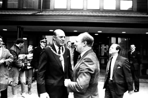 Images Dated 9th January 1987: Neil Kinnock during a visit to Tyneisde where he offically opened Gateshead Council'