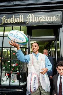 Images Dated 24th November 1995: New Zealand rugby player Jonah Lomu visiting Rugby. Pictured outside the Rugby Football