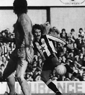 Images Dated 19th February 1983: Newcastle 1-0 Oldham, Division Two League match at St James Park
