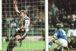 Images Dated 2nd February 1997: Newcastle United 4-3 Leicester City, premier league match at St James Park