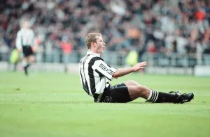 Images Dated 2nd February 1997: Newcastle United 4-3 Leicester City, premier league match at St James Park