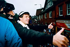Images Dated 10th May 1993: Newcastle United win the First Division. Manager Kevin Keegan on the open top bus during