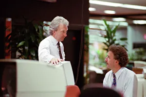 Journalist Gallery: Nick Davies foreign editor of the Daily Mirror talks to Nick Fullagar. 28th October 1991