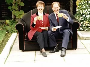 Images Dated 15th May 1995: Nick Owen TV Presenter with co presenter Anne Diamond of television programme Good