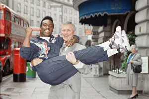 Nigel Benn gets a lift from manager Barry Hearn ahead of his upcoming fight with Kid Milo Nigel Benn gets a lift from manager Barry Hearn ahead of his upcoming fight with Kid Milo