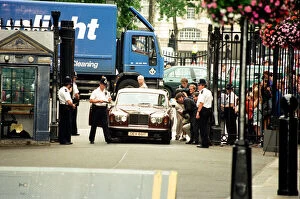 Images Dated 30th July 1997: Noel Gallagher and his girlfriend Meg Matthews dare driven into 10 Downing Street for a
