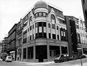 Images Dated 7th August 1991: The office block on the corner of Moorfields and Dale Street, Liverpool. 7th August 1991