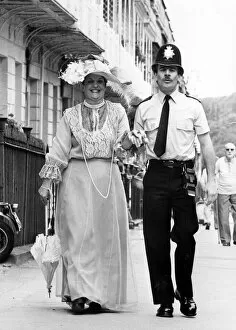 Images Dated 8th July 1985: Officers join in the fun at St Pauls Festival Carnival