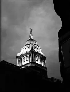 00916 Gallery: The Old Bailey, Court, in London, EC4M 7EH. Picture taken at night