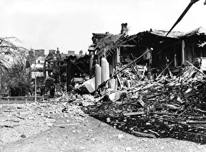 00154 Gallery: An old folks home in Hull lies in ruins after being bombed during a WW2 air raid 1941