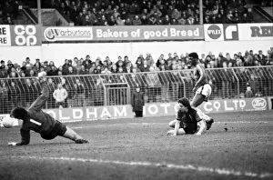Images Dated 7th February 1981: Oldham v. Bristol. R. Febuary 1981 MF01-25-006