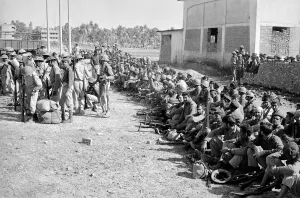 Nm20060726 Gallery: Pakistani war scenes in Calcutta - December 1971 Pakistani soldiers surrender in