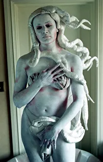 Pamela Sinclair Living Statue September 1999 - Owner of Still Life Statues based in Pamela Sinclair Living Statue September 1999 - Owner of Still Life Statues based in