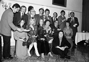 Images Dated 8th December 1970: Some past faces from Coronation Street have got together at the Terretse-Est Restaurant