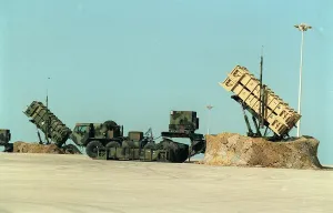 Patriot Missile Battery stands at thye ready close to the Dharan airbase during the Gulf Patriot Missile Battery stands at thye ready close to the Dharan airbase during the Gulf