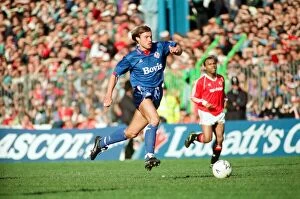 Images Dated 8th April 1990: Paul Warhurst. FA Cup. Manchester United 3 v Oldham Athletic 3