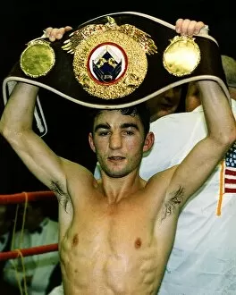 Images Dated 25th October 1993: Paul Weir wins mini flyweight World Champion 1992 after beating Lindi Memani