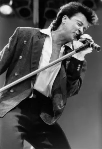 Paul Young pop singer at Live Aid Concert 1985 Wembley Stadium Paul Young pop singer at Live Aid Concert 1985 Wembley Stadium