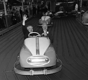 Pensioners enjoy a day out at New Brighton, the League of Welldoers act as hosts Pensioners enjoy a day out at New Brighton, the League of Welldoers act as hosts