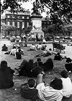 Images Dated 29th May 1971: People watching a lunch time concert by the group Bullfrog in Eldon Square, Newcastle