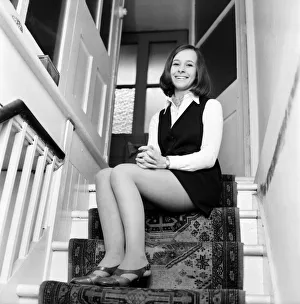 People Women: Woman sitting down at her home. Posing for pictures People Women: Woman sitting down at her home. Posing for pictures
