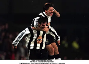 PETER BEARDSLEY AND KEITH GILLESPIE WIMBLEDON V NEWCASTLE FC PETER BEARDSLEY AND KEITH GILLESPIE WIMBLEDON V NEWCASTLE FC