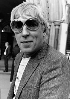 Images Dated 21st October 1986: Peter Cook comedian actor outside law courts, October 1986