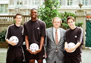 Photocall - Addidas - Gordon Taylor of the PFA with young football players Photocall - Addidas - Gordon Taylor of the PFA with young football players