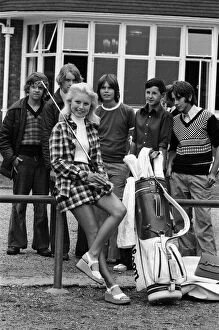 Images Dated 1st August 1975: Photocall for the competitors in The Colgate European Women