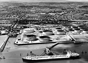 00611 Gallery: Picture taken from the River Mersey towards Birkenhead, showing the Docks, Wirral