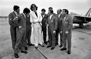 Images Dated 10th January 1975: Pop Artist: Bob Rowe with famous R.A.F. team the Red Arrows. January 1975 75-00183