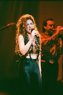 Images Dated 24th September 1989: Pop singer Gloria Estefan performing on stage during a concert in Britain 24th